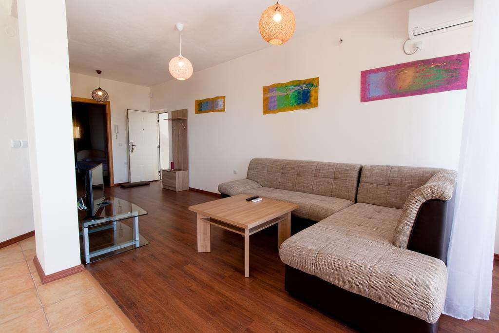 Art I Apartments 乌尔齐尼 外观 照片