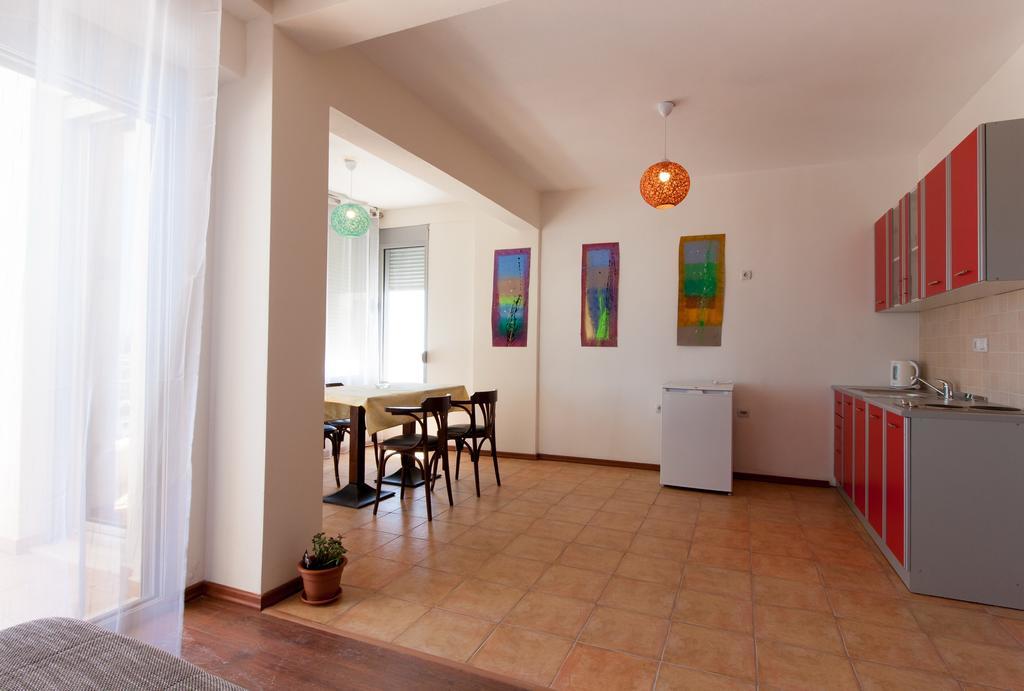 Art I Apartments 乌尔齐尼 外观 照片