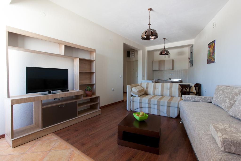 Art I Apartments 乌尔齐尼 外观 照片