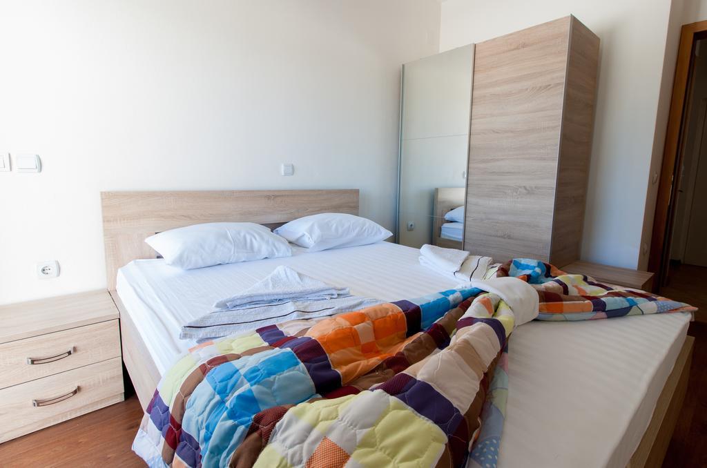 Art I Apartments 乌尔齐尼 外观 照片