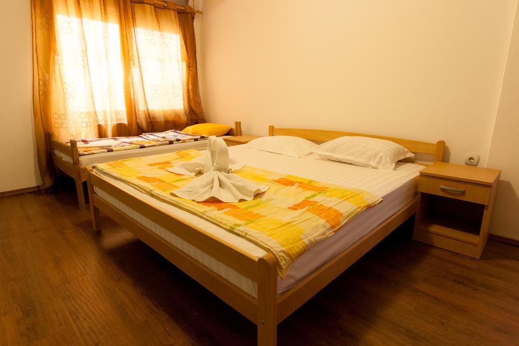 Art I Apartments 乌尔齐尼 外观 照片