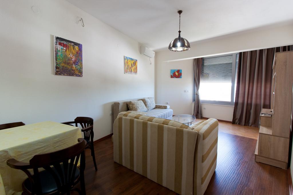 Art I Apartments 乌尔齐尼 外观 照片